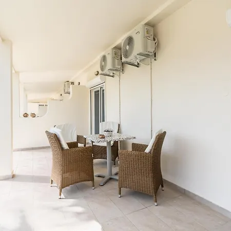 Appartement Absinthia Fanes Rhodes City