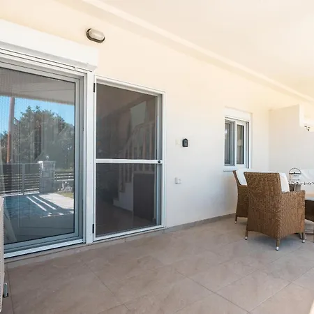 Absinthia Fanes Appartement Rhodes City