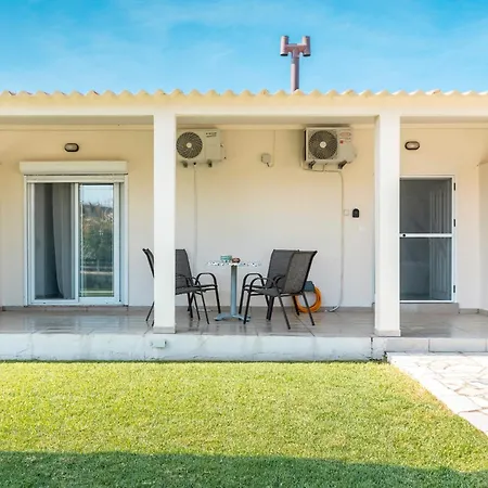 Absinthia Fanes Appartement Rhodes City