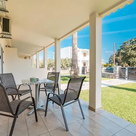 Absinthia Fanes Appartement Rhodes City