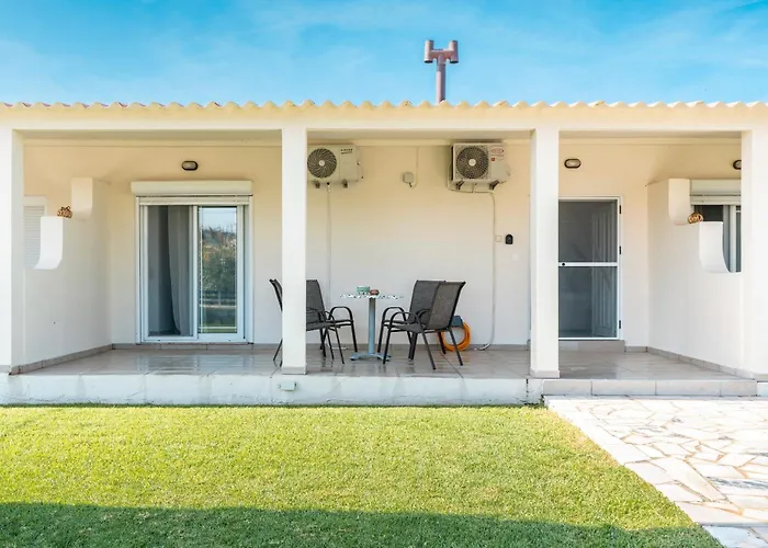 Absinthia Fanes Appartement Rhodes City