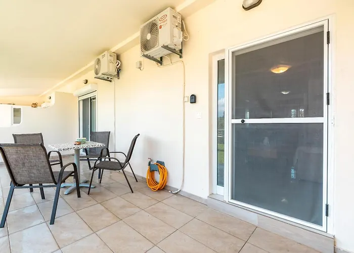 Apartment Absinthia Fanes Rhodes City