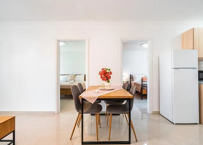 Absinthia Fanes Appartamento *